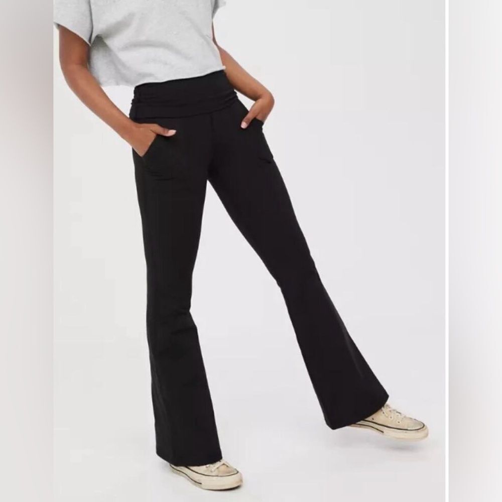 Offline by Aerie Hugger Fold Over Flare leggings Sz XS